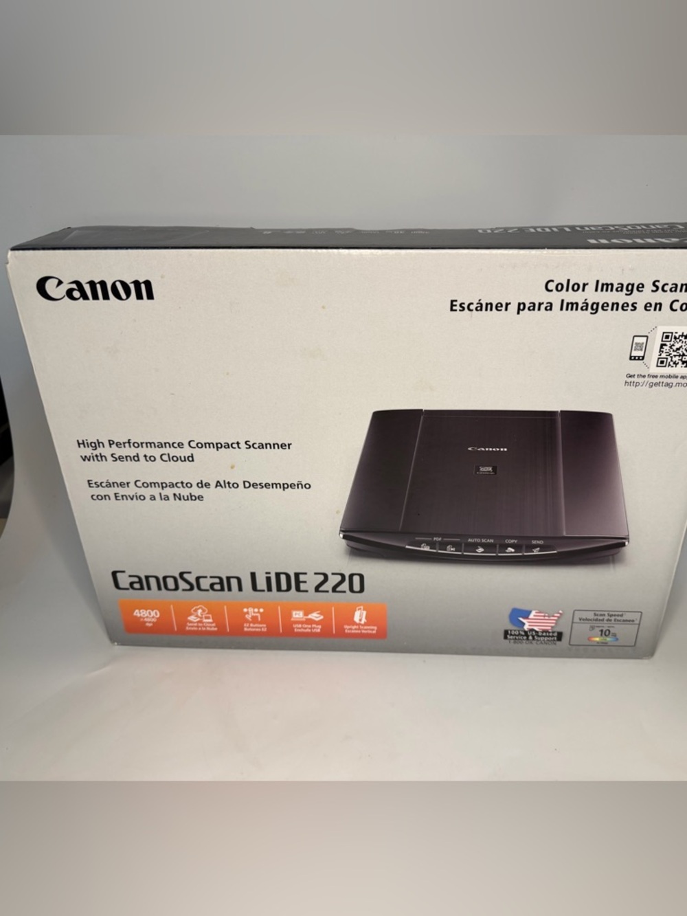 Canon CanoScan LiDE220 New Sealed Performance Color Photo Document Scanner